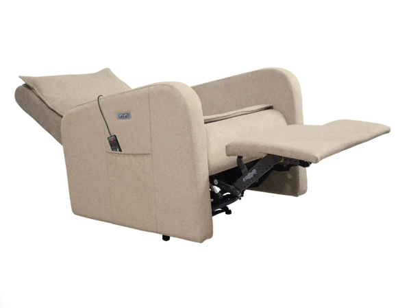 Массажное кресло реклайнер с электроприводом FUJIMO E-COMFORT CHAIR F3005 FEF Ваниль (Sakura 4)